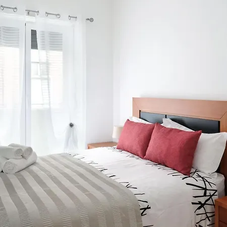 Apartment 92 Campolide By Trip2portugal