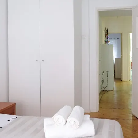 Appartamento 92 Campolide By Trip2portugal *