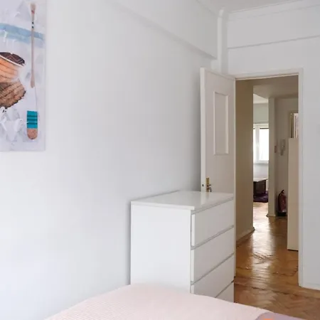 92 Campolide By Trip2portugal Appartamento