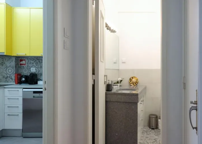 Apartamento 92 Campolide By Trip2portugal *